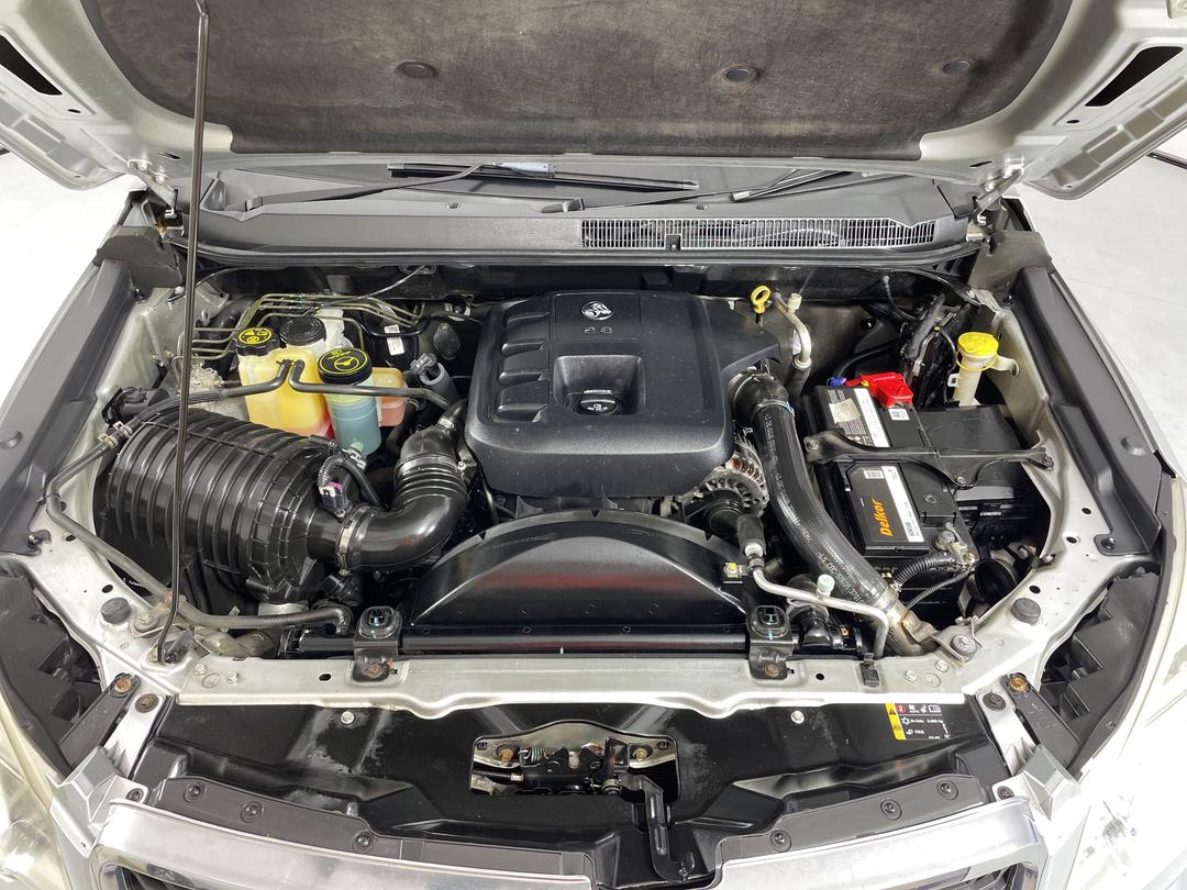 Photo '13' of Holden Colorado