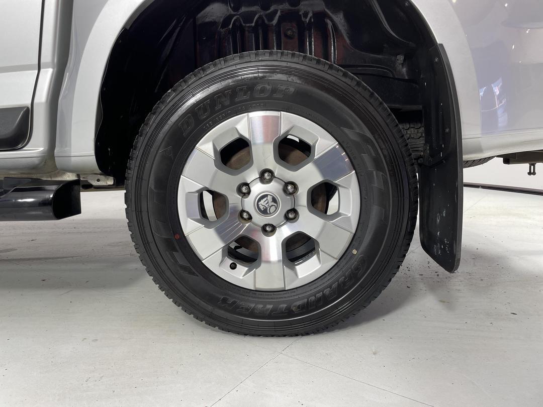 Photo '11' of Holden Colorado