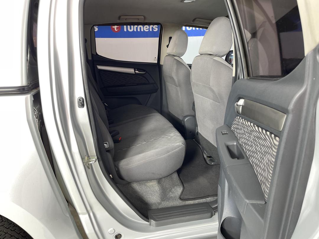 Photo '20' of Holden Colorado