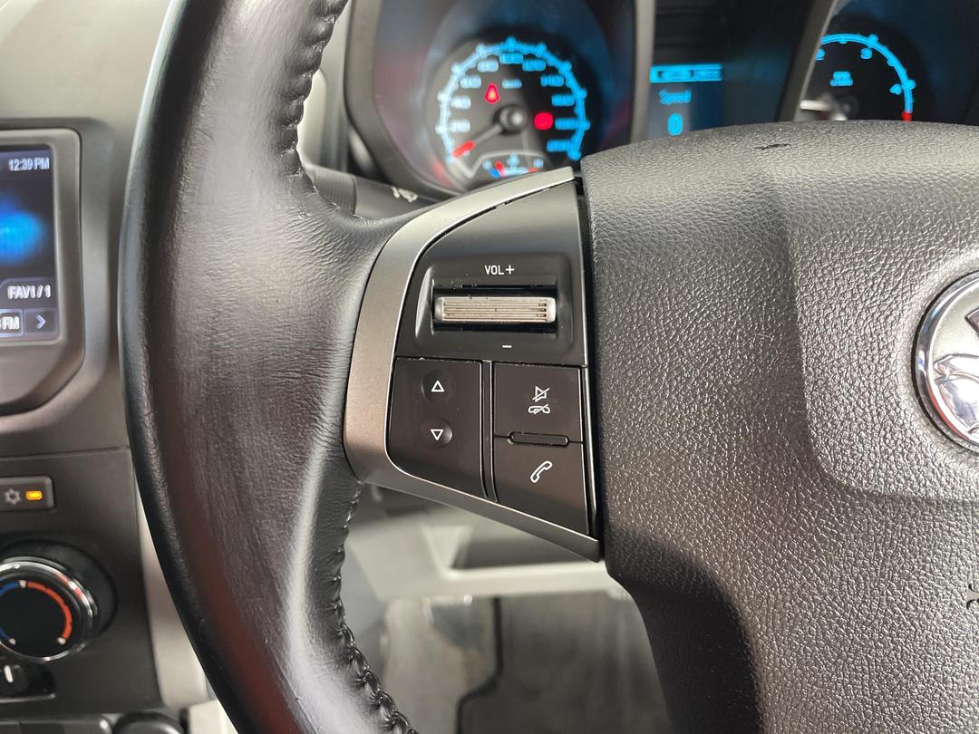 Photo '23' of Holden Colorado