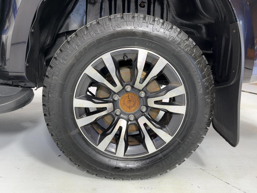 Photo '11' of Holden Colorado