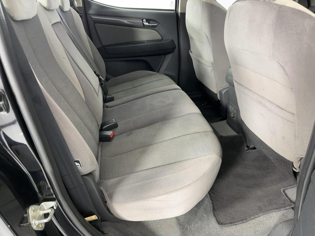 Photo '20' of Holden Colorado