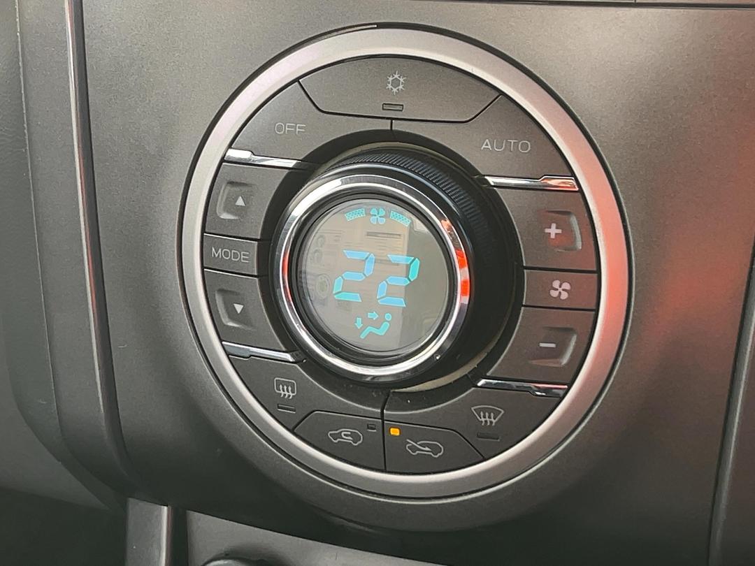 Photo '27' of Holden Colorado