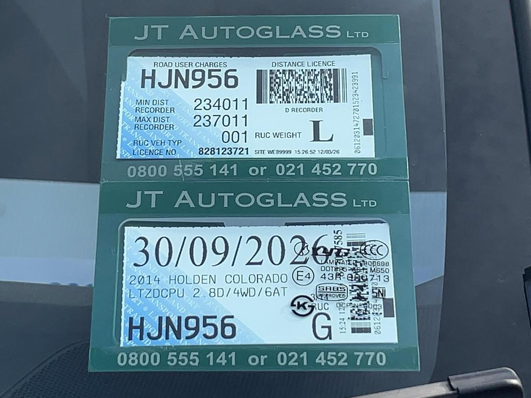 Photo '32' of Holden Colorado