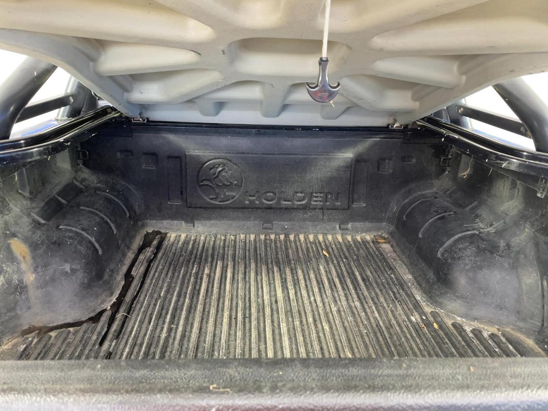 Photo '14' of Holden Colorado