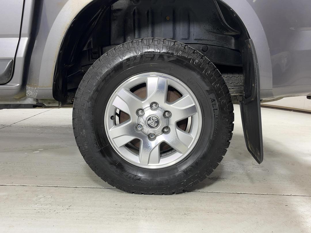 Photo '11' of Holden Colorado
