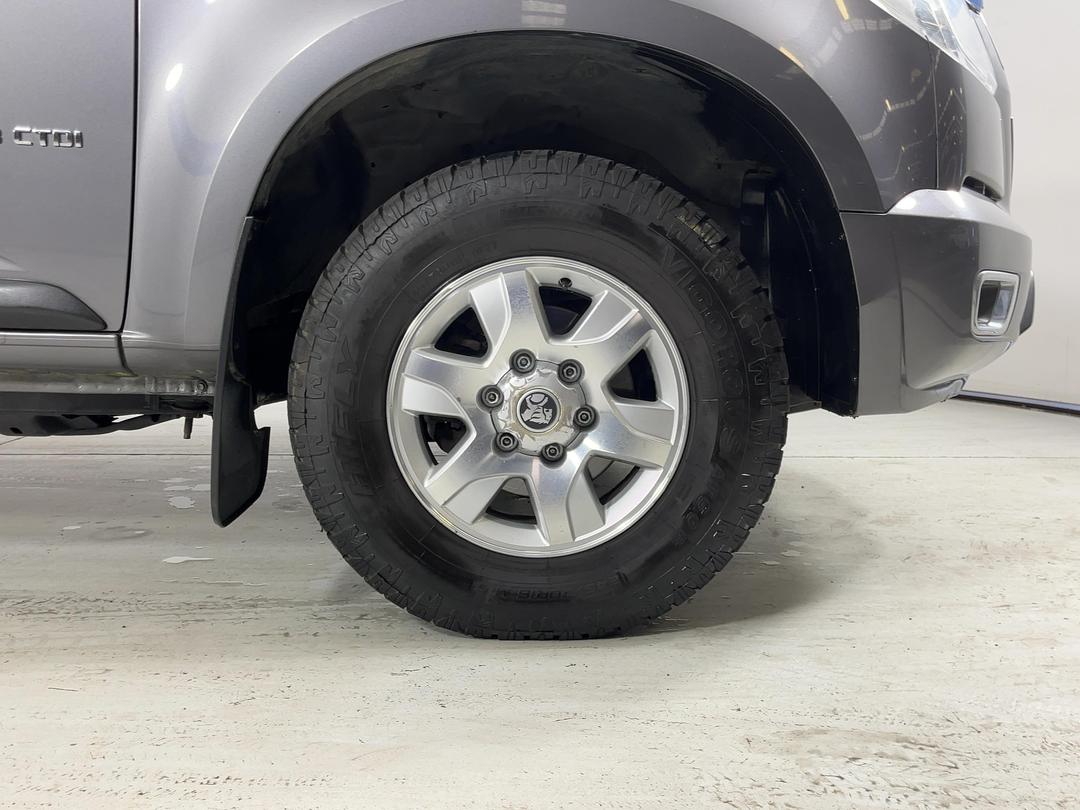 Photo '9' of Holden Colorado