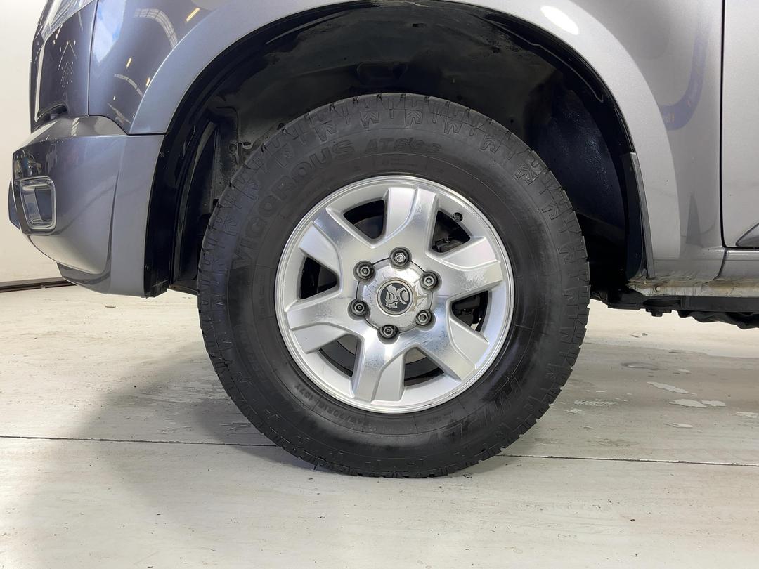 Photo '10' of Holden Colorado