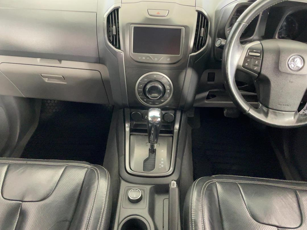 Photo '18' of Holden Colorado