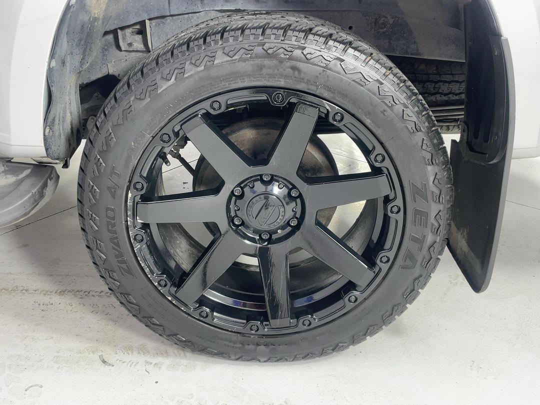 Photo '11' of Holden Colorado