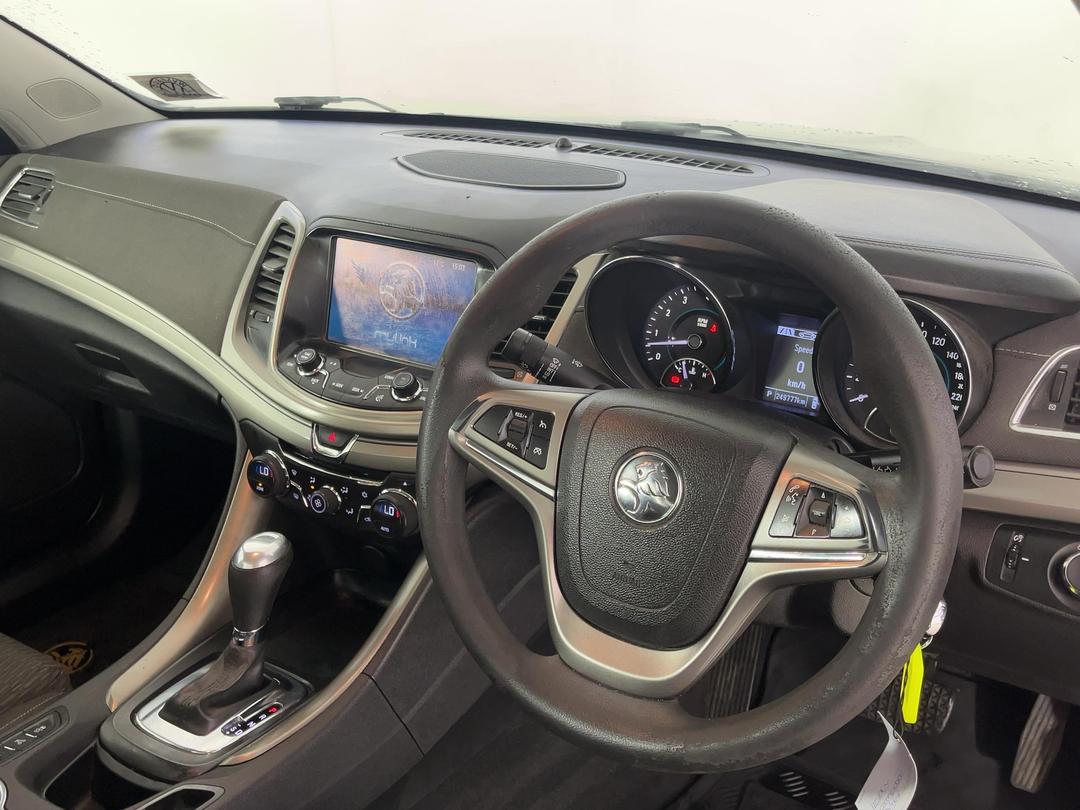 Photo '17' of Holden Commodore