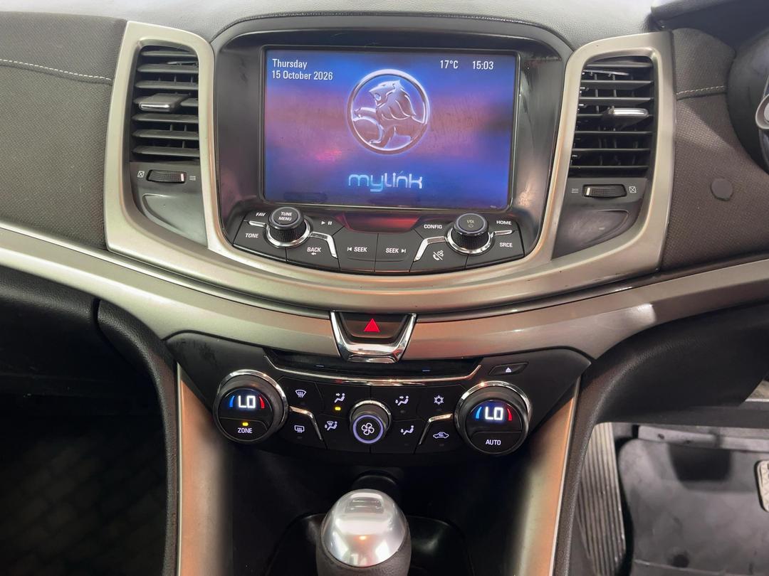 Photo '18' of Holden Commodore