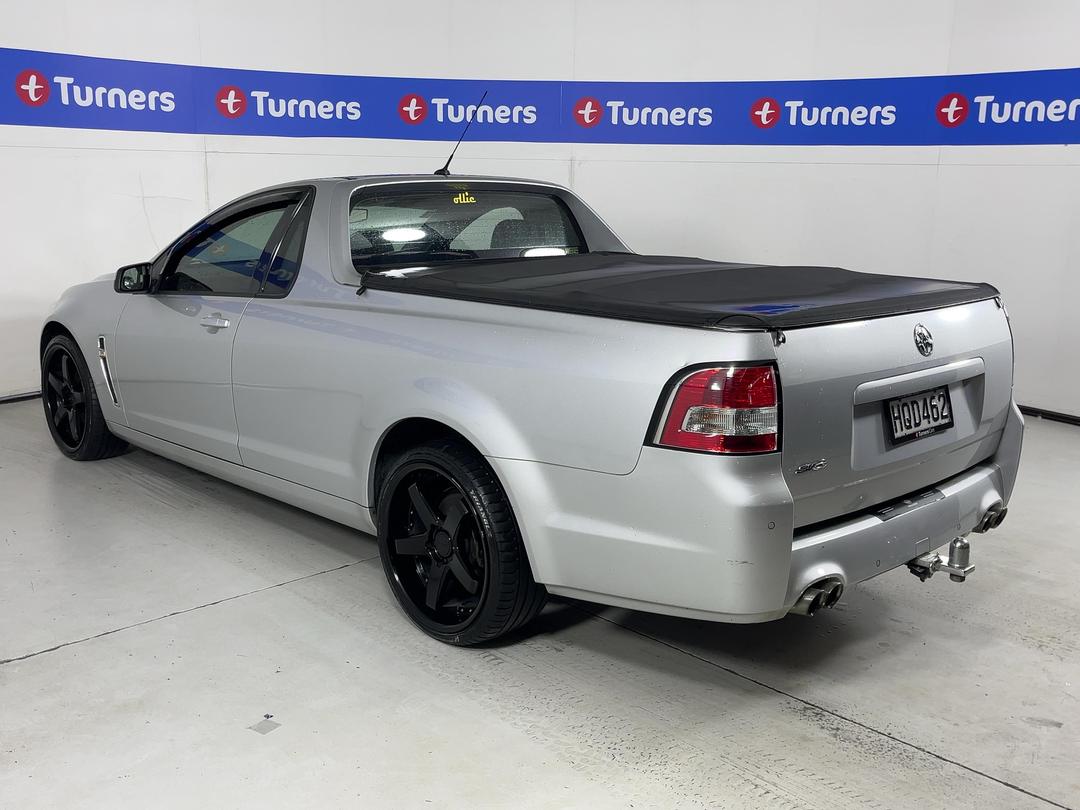 Photo '5' of Holden Commodore