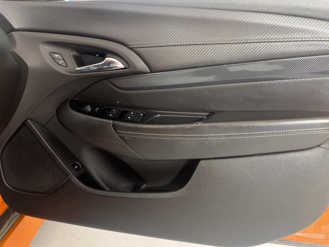 Photo '13' of Holden Commodore VF SV6