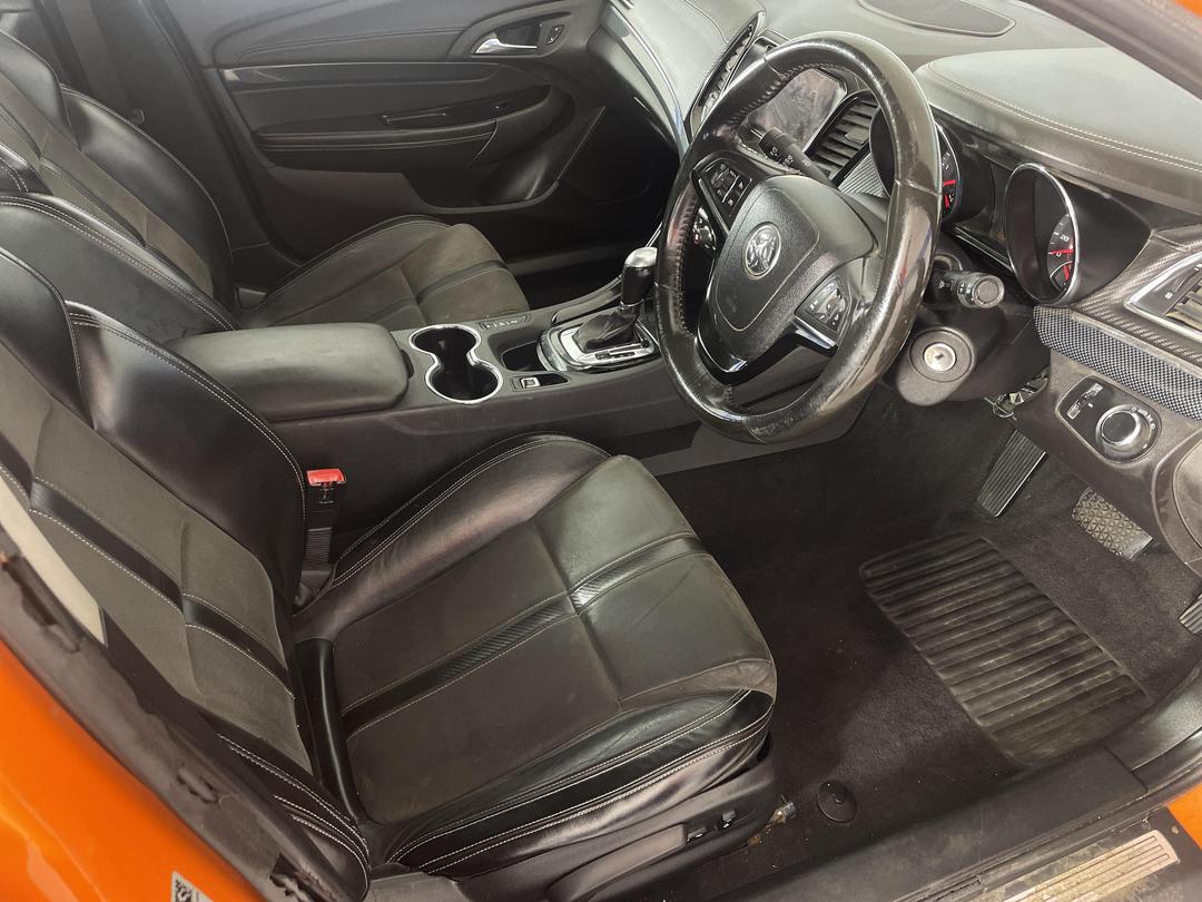 Photo '14' of Holden Commodore VF SV6