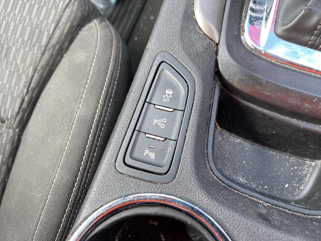 Photo '31' of Holden Commodore VF Evoke V6