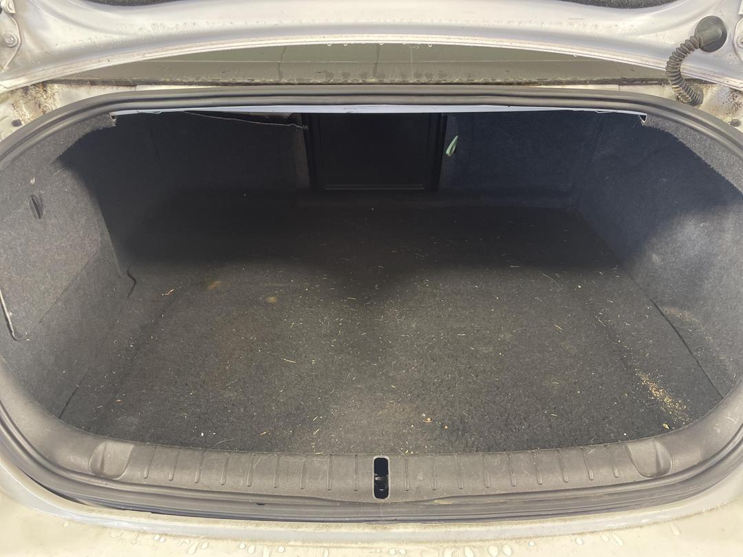 Photo '14' of Holden Commodore