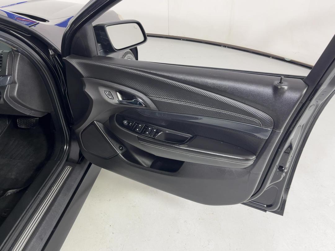 Photo '15' of Holden Commodore