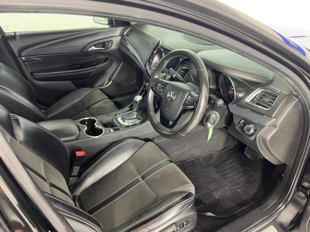 Photo '16' of Holden Commodore