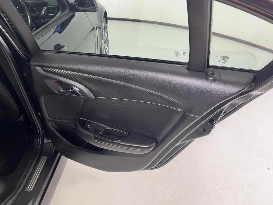 Photo '19' of Holden Commodore