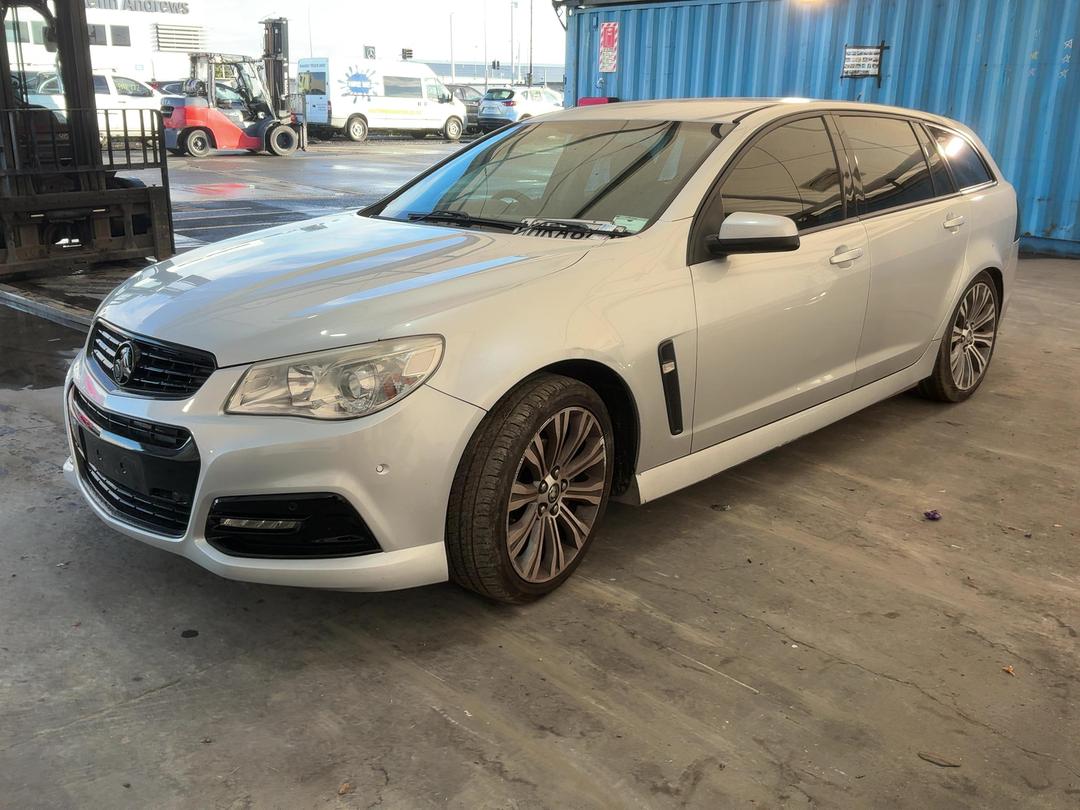 Photo '3' of Holden Commodore VF Evoke V6