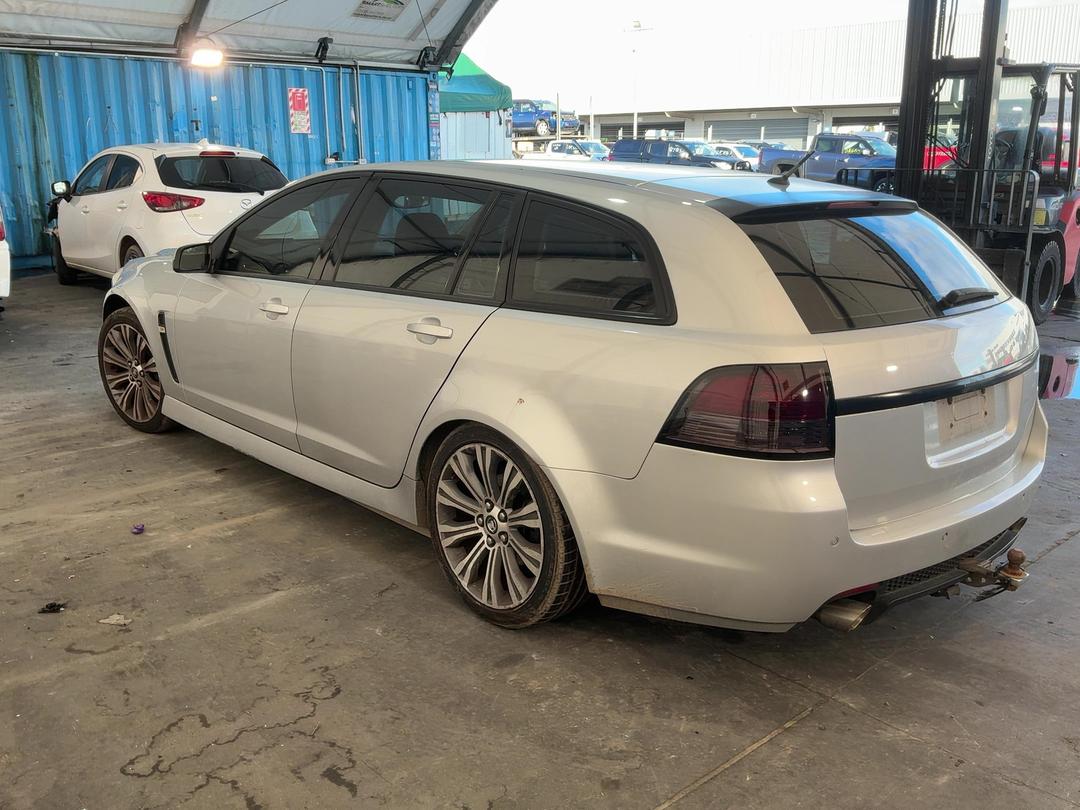 Photo '5' of Holden Commodore VF Evoke V6