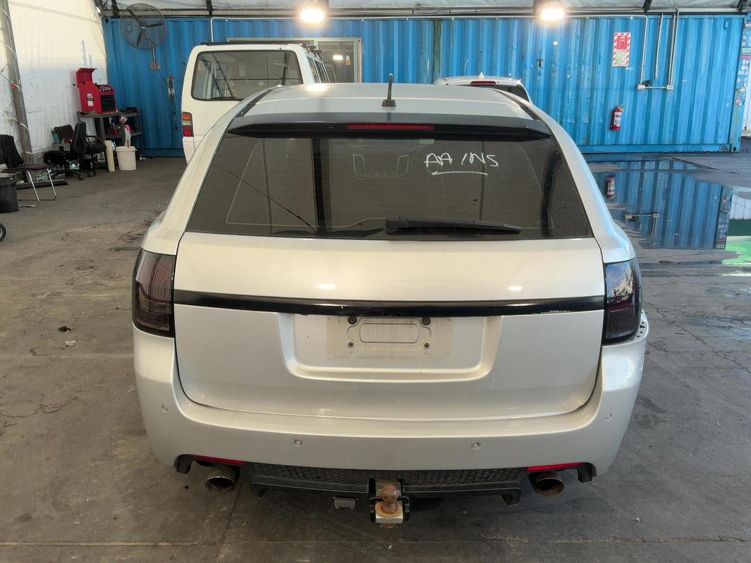 Photo '6' of Holden Commodore VF Evoke V6
