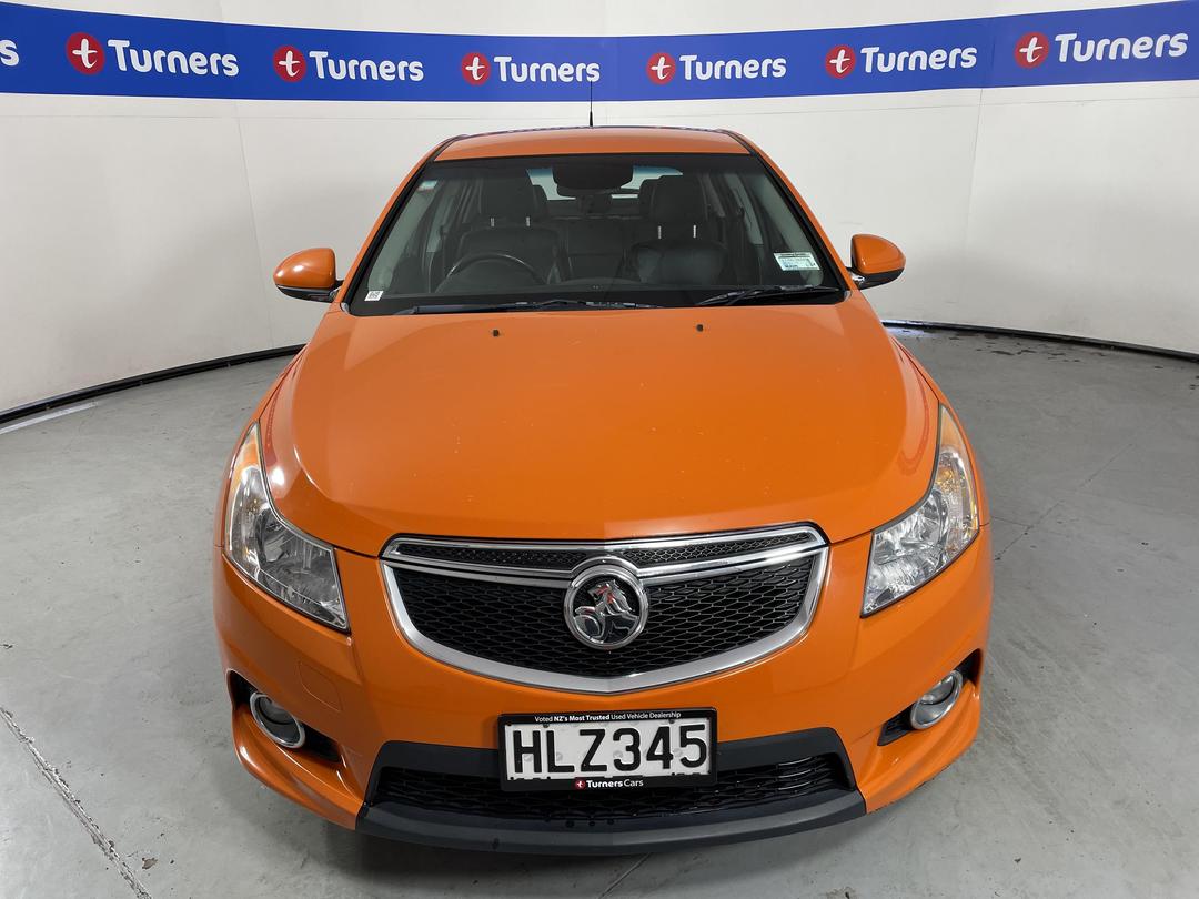 Photo '2' of Holden Cruze