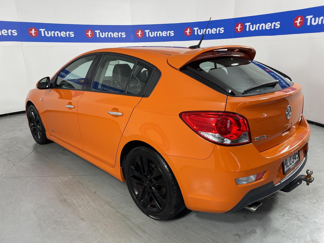 Photo '5' of Holden Cruze