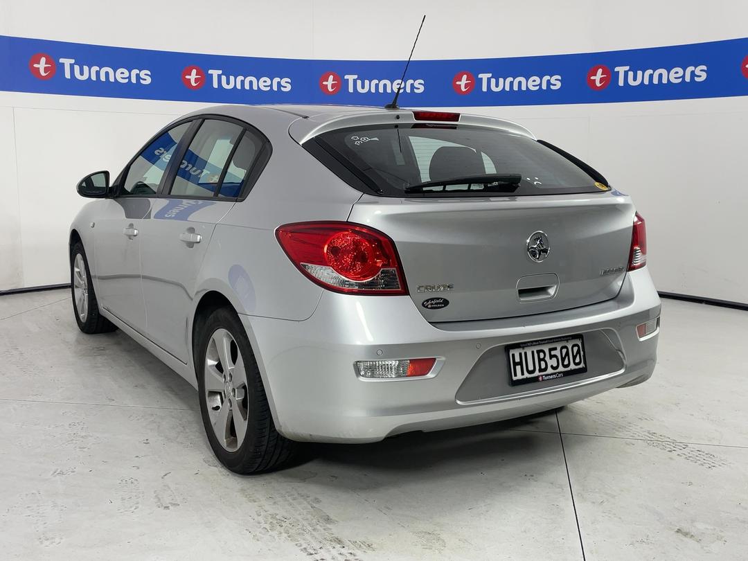Photo '10' of Holden Cruze Equipe HB Photo '10' of Holden Cruze Equipe HB