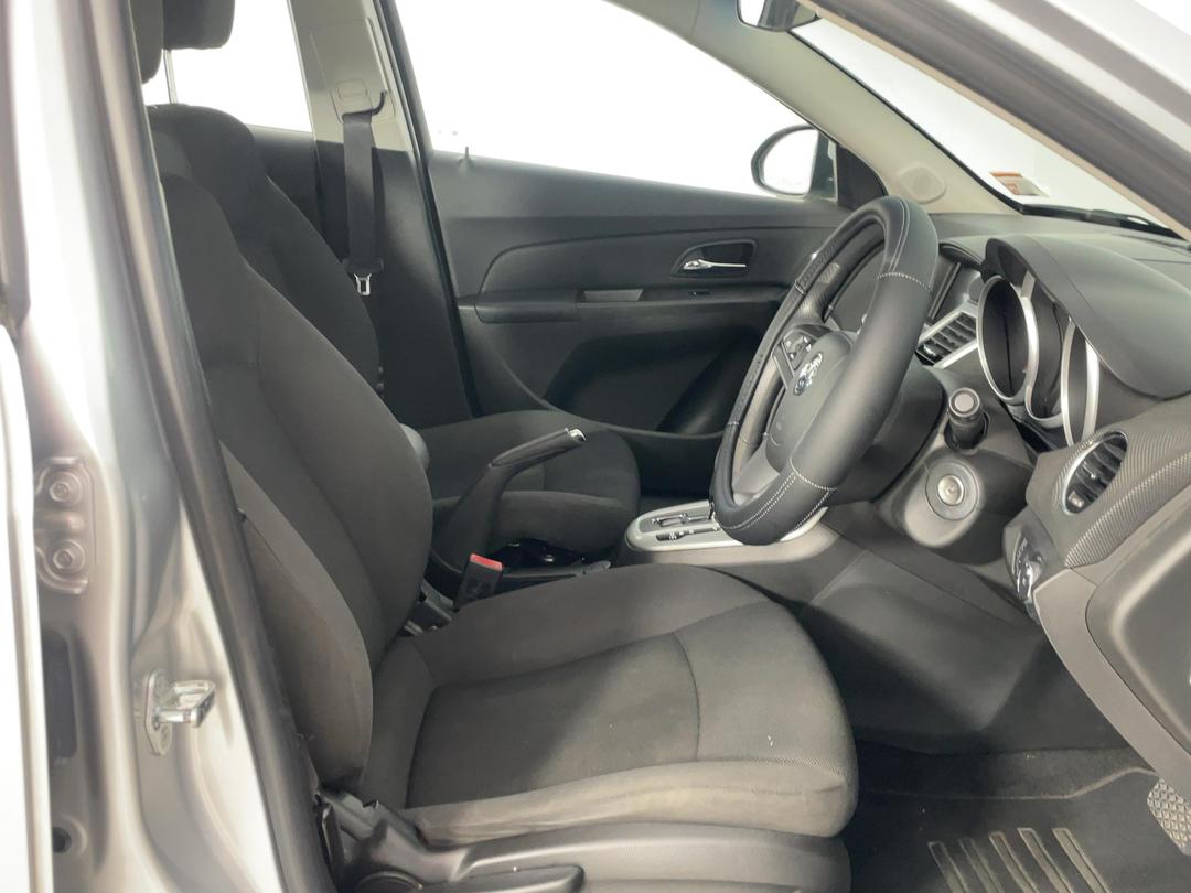 Photo '14' of Holden Cruze Equipe HB Photo '14' of Holden Cruze Equipe HB