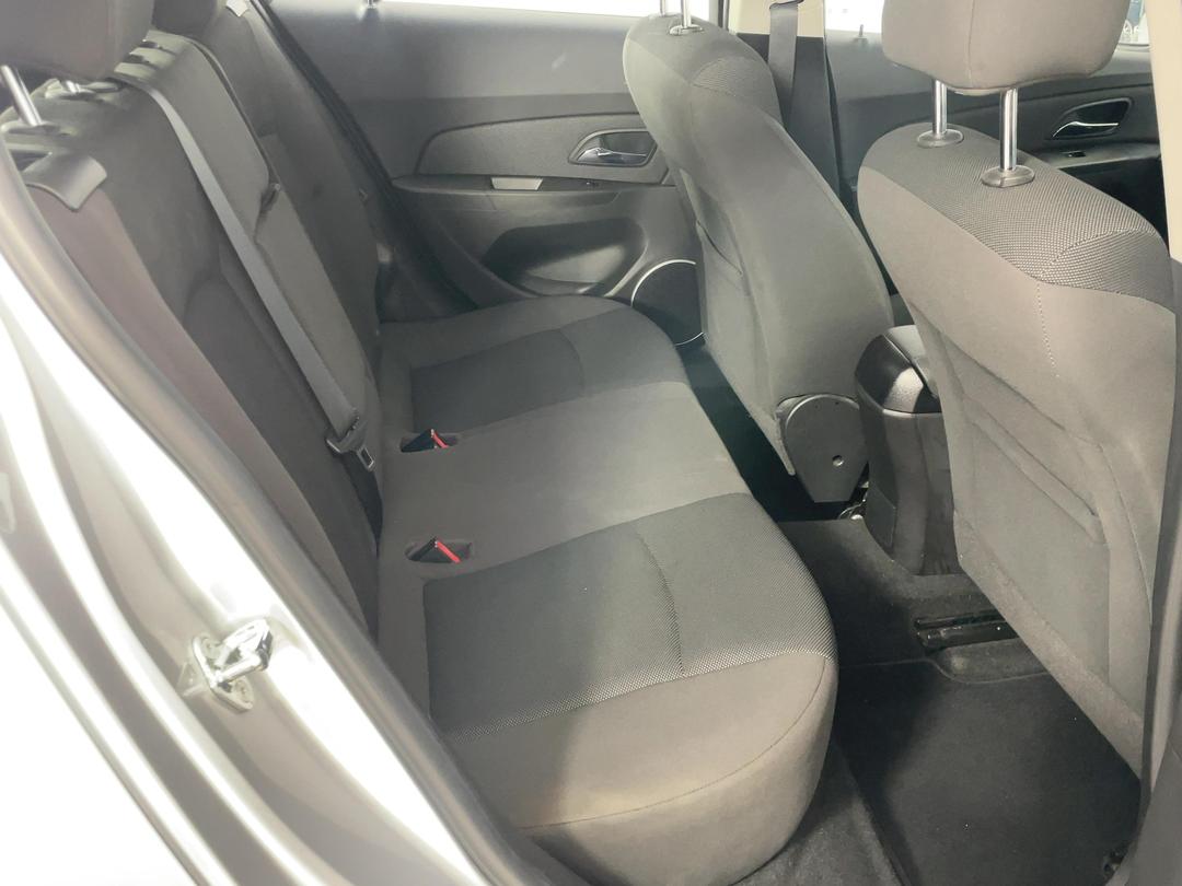 Photo '18' of Holden Cruze Equipe HB Photo '18' of Holden Cruze Equipe HB