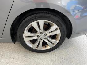Photo '11' of Holden Cruze