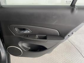 Photo '19' of Holden Cruze
