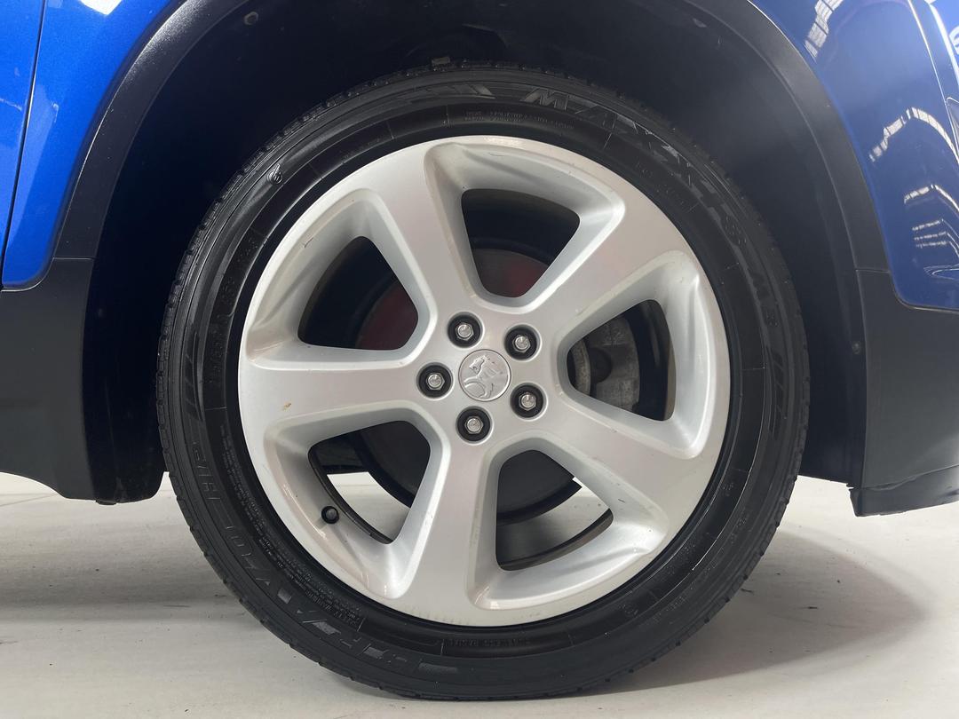 Photo '9' of Holden Trax