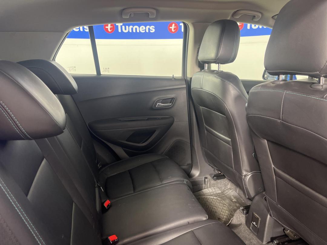 Photo '20' of Holden Trax