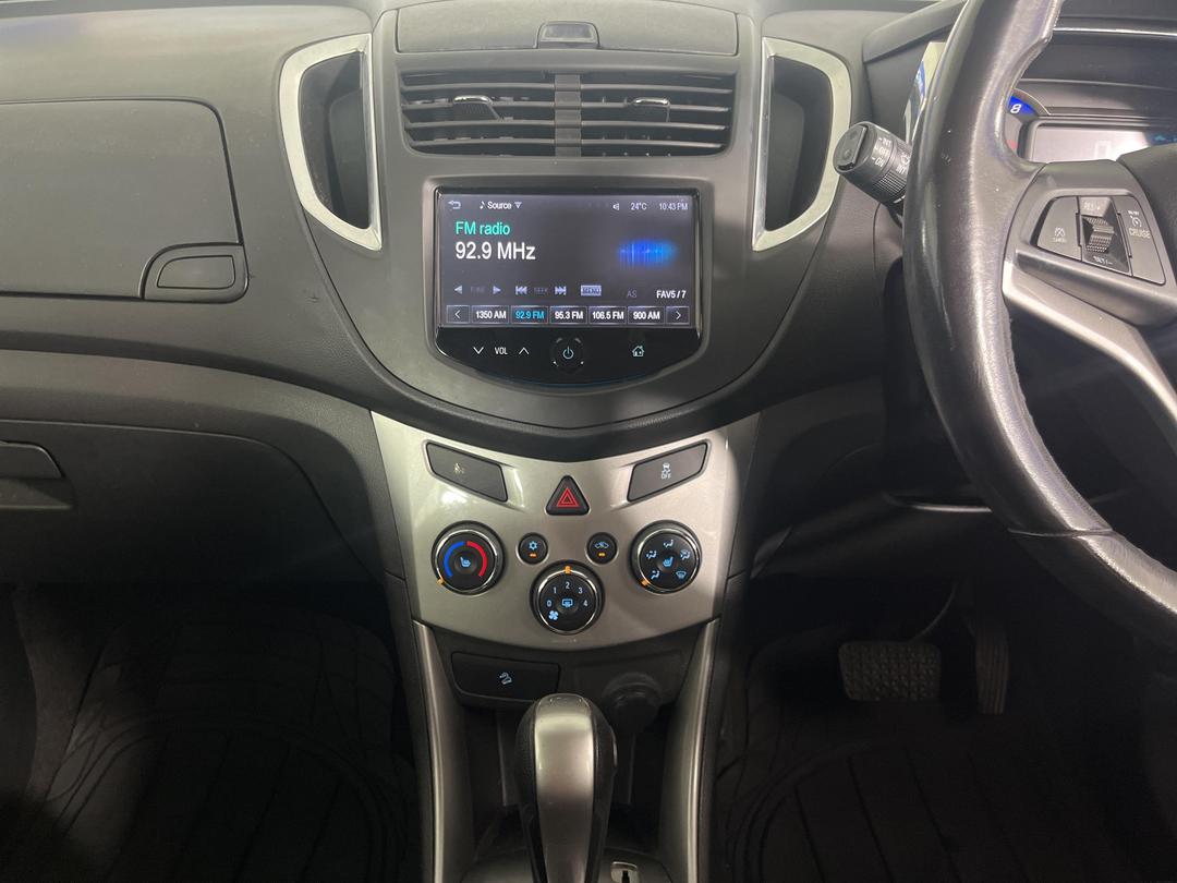 Photo '18' of Holden Trax