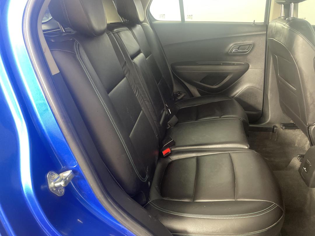 Photo '20' of Holden Trax