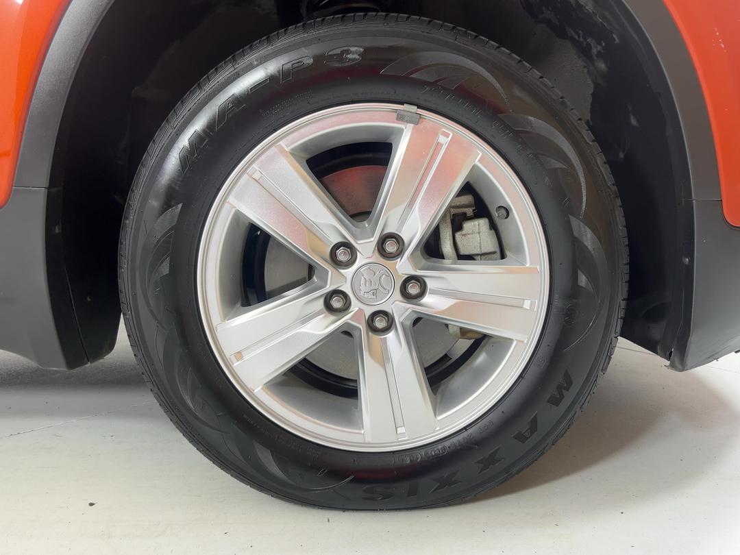 Photo '9' of Holden Trax