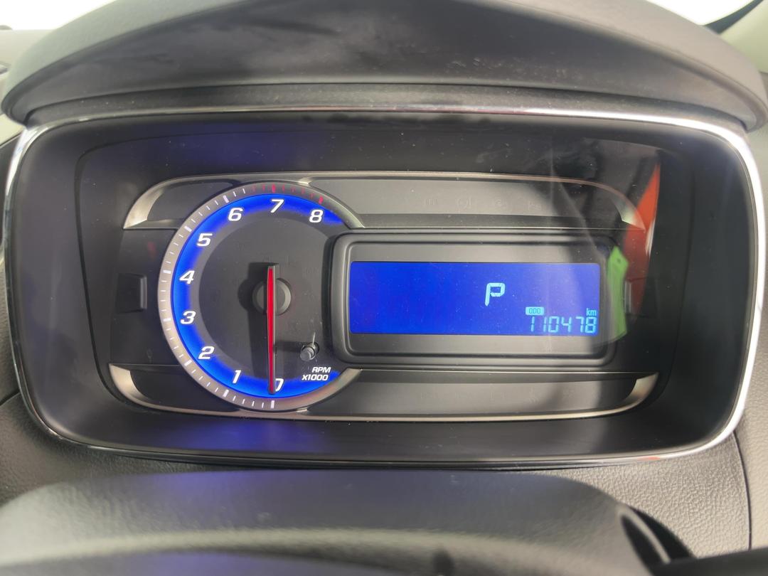 Photo '21' of Holden Trax