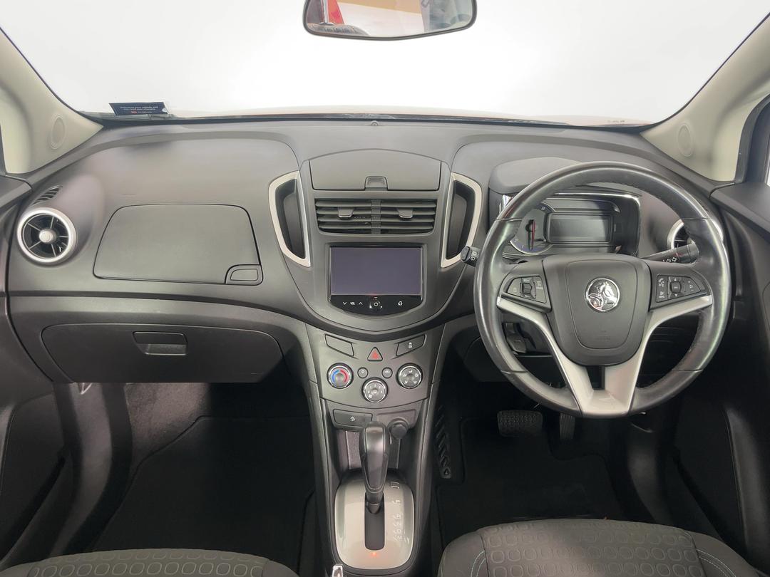 Photo '17' of Holden Trax