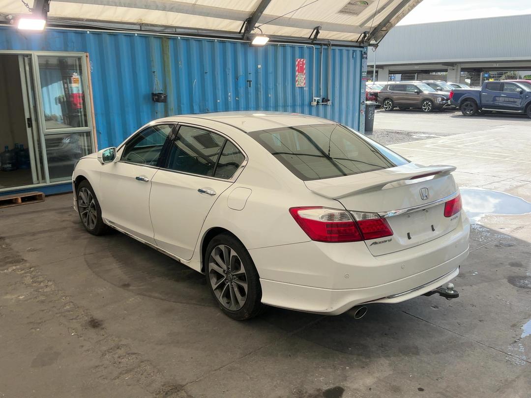 Photo '8' of Honda Accord V6 NT Photo '8' of Honda Accord V6 NT