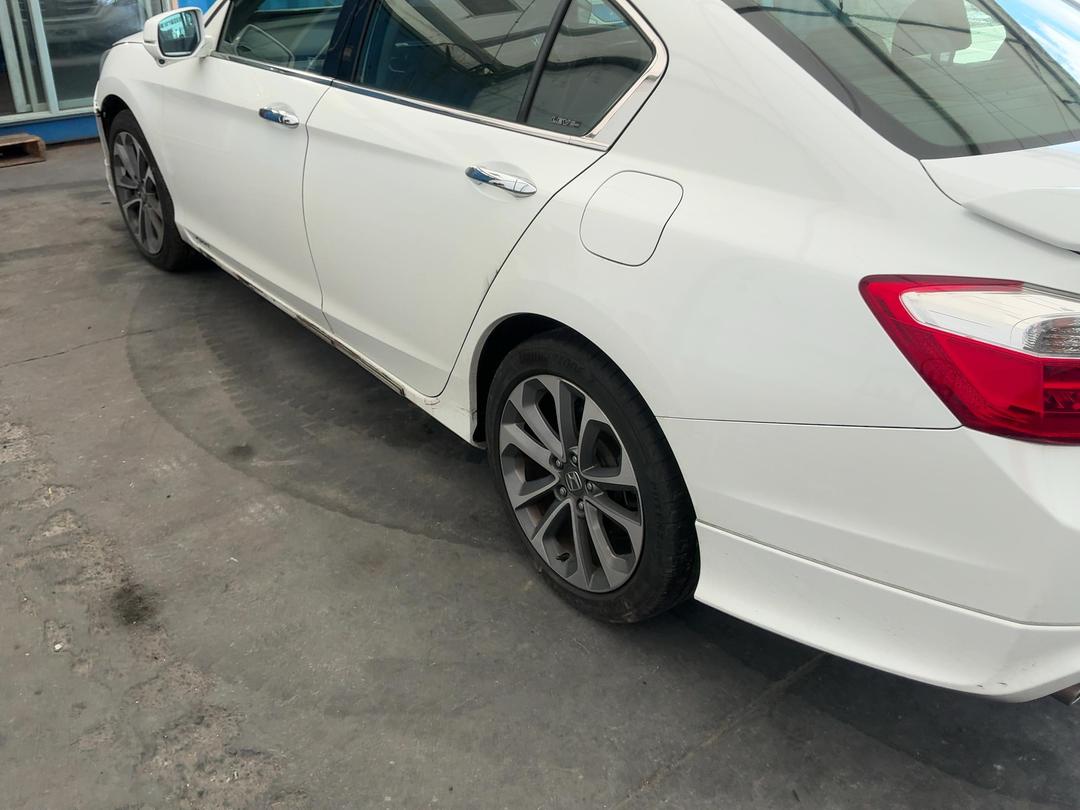 Photo '9' of Honda Accord V6 NT Photo '9' of Honda Accord V6 NT