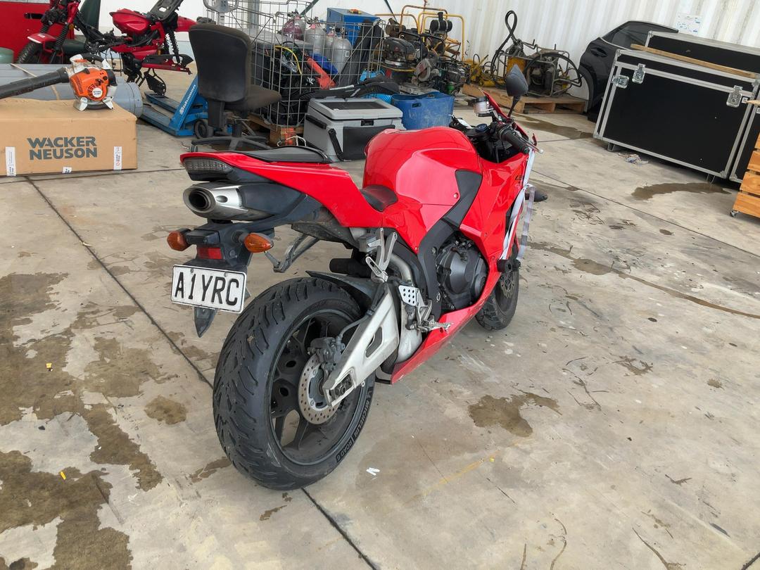 Photo '3' of Honda CBR 600RR P Photo '3' of Honda CBR 600RR P
