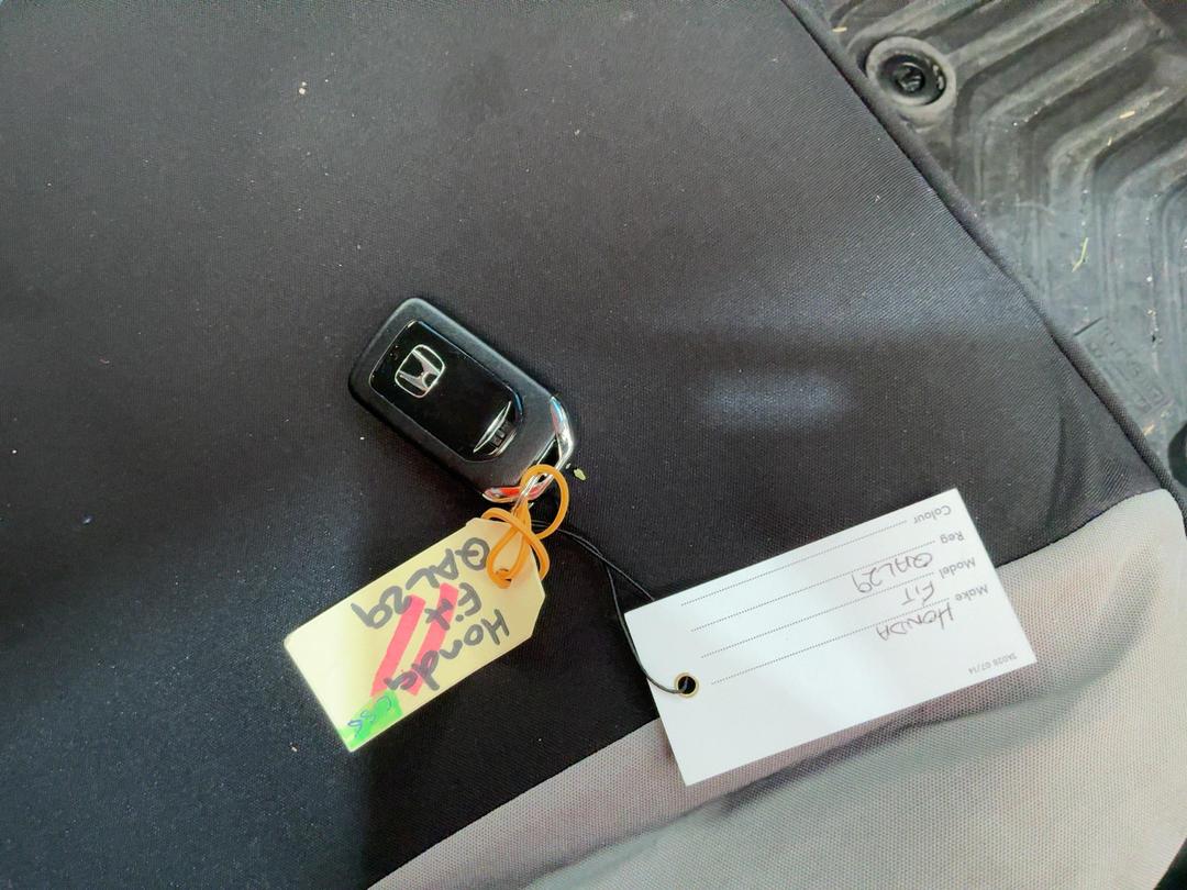 Photo '18' of Honda FIT