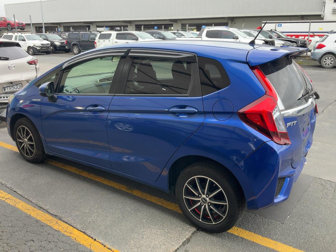 Photo '4' of Honda FIT Photo '4' of Honda FIT