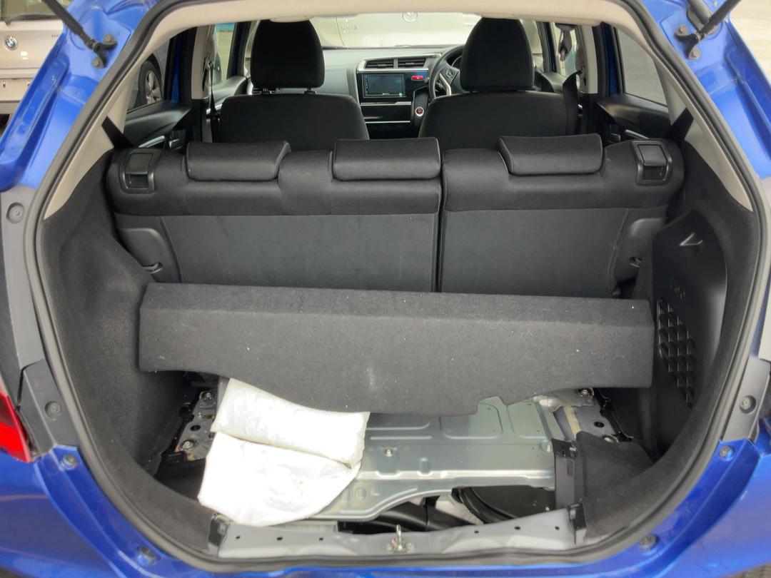Photo '6' of Honda FIT Photo '6' of Honda FIT