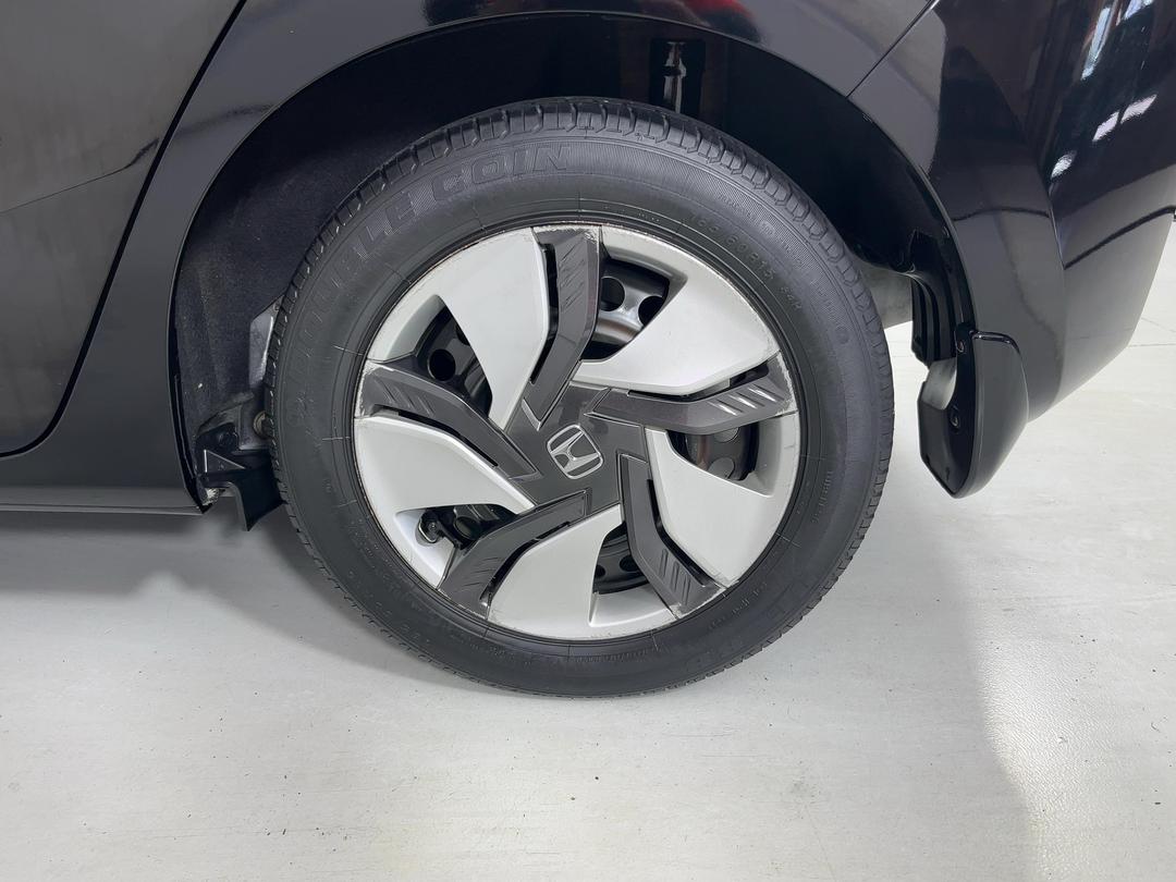 Photo '11' of Honda FIT