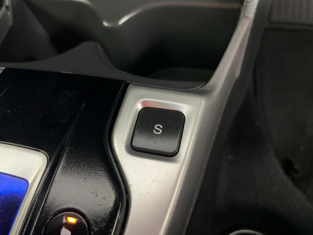 Photo '27' of Honda FIT