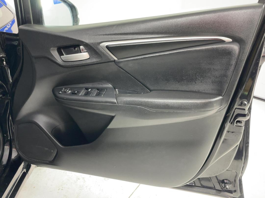 Photo '15' of Honda FIT